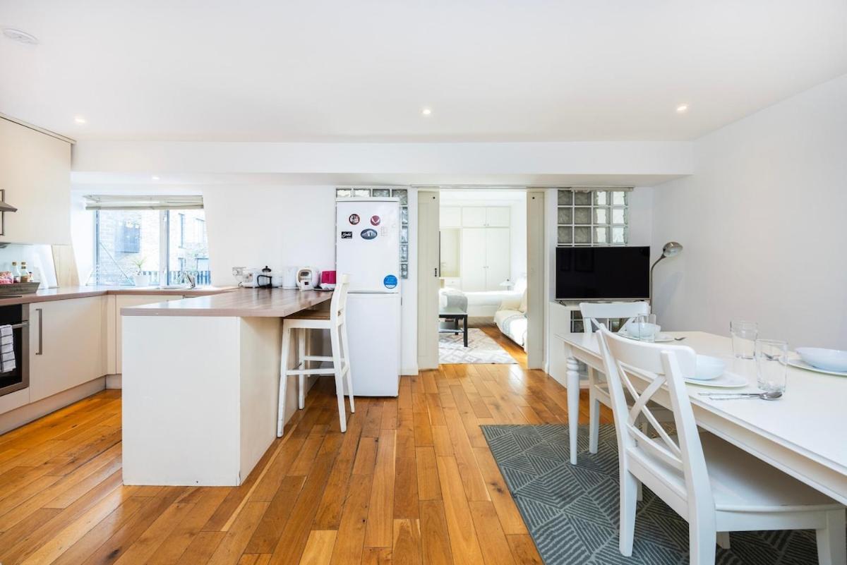 Near Kings Cross,2Bd Private Balcony, Easy Grocery London